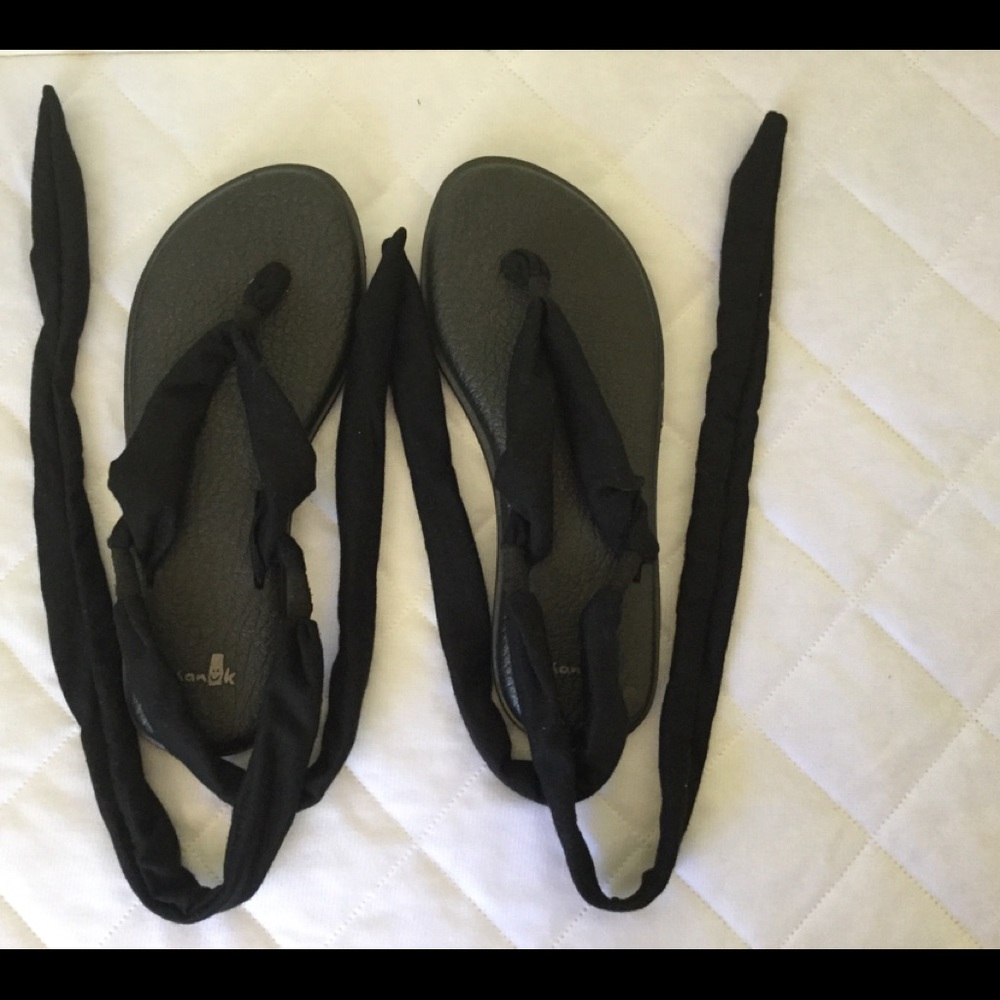 Women’s Sanuk Wrap Around Sandals Size 8